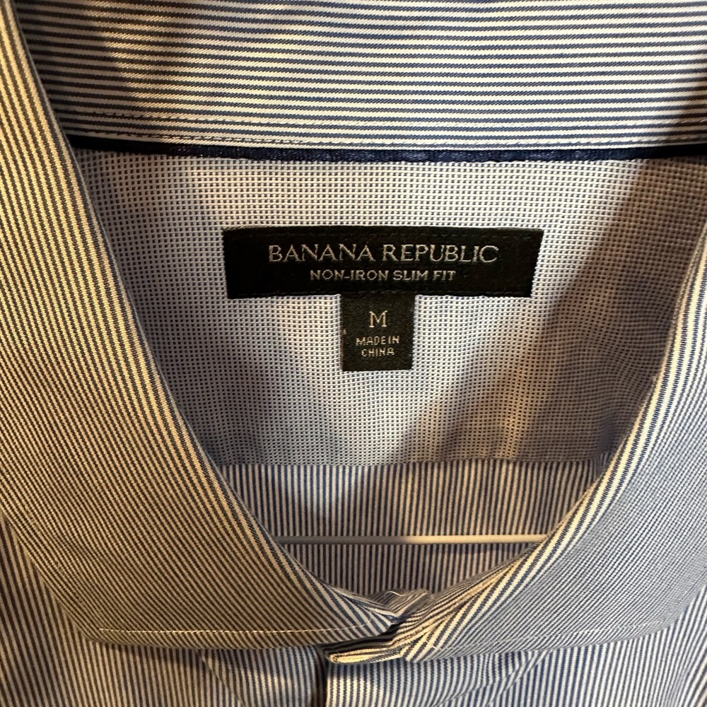 Banana Republic Blue Pinstripe Men's Shirt - Picture 2 of 5